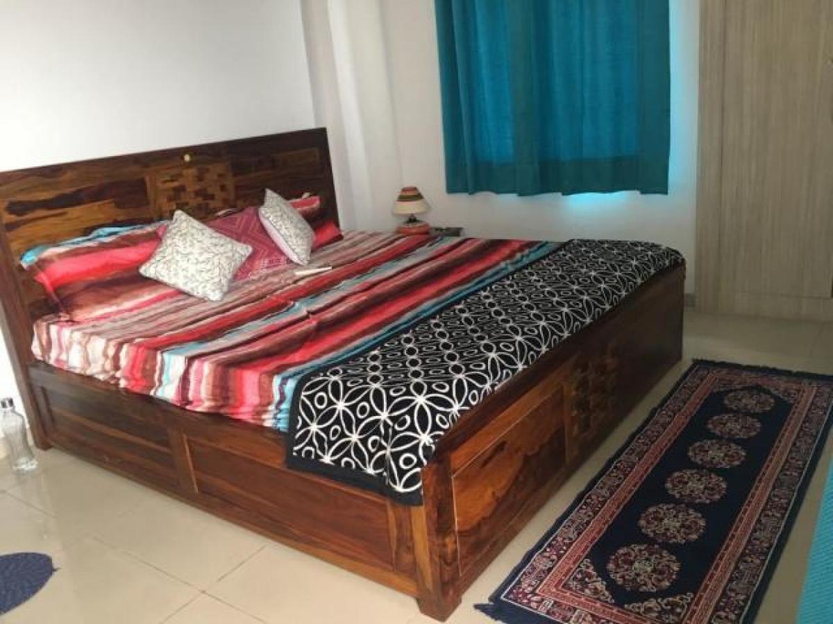 3 Schlafzimmer Haus in Noida, India, Nr. 65284