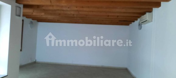 1 bedroom Apartment in Udine, Italy No. 116069 6