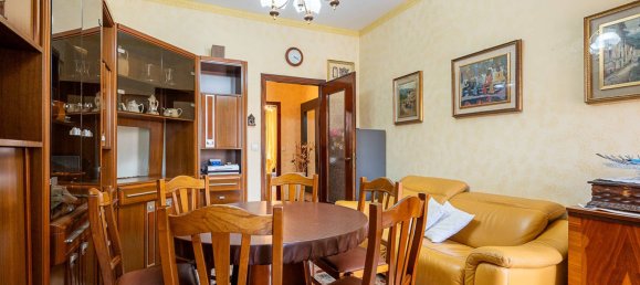 2 bedrooms Apartment in Turin, Italy No. 312837 11