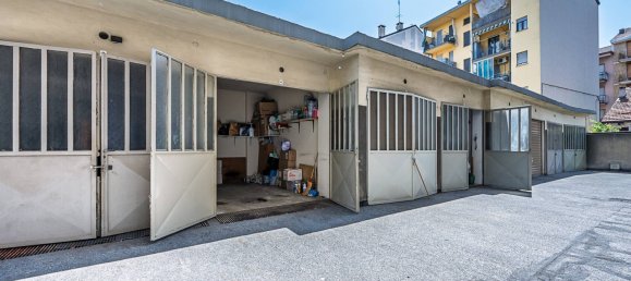 2 bedrooms Apartment in Turin, Italy No. 312837 31