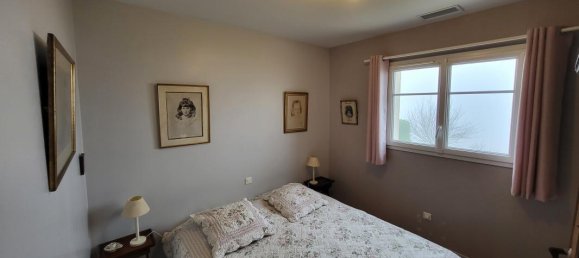 5 bedrooms House in Moncaut, France No. 101869 10