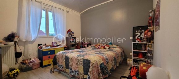 3 bedrooms House in Beauvais, France No. 51092 8