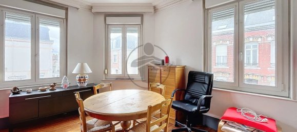 Edifício em Saint-Quentin, France 163 m² N.º 224854 2