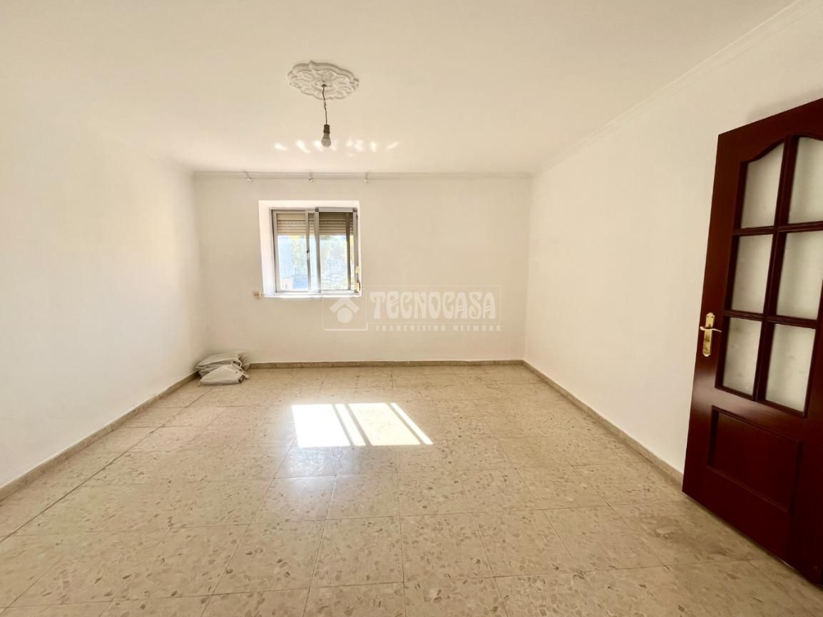 3 bedrooms Apartment in Cadiz, Spain No. 271191