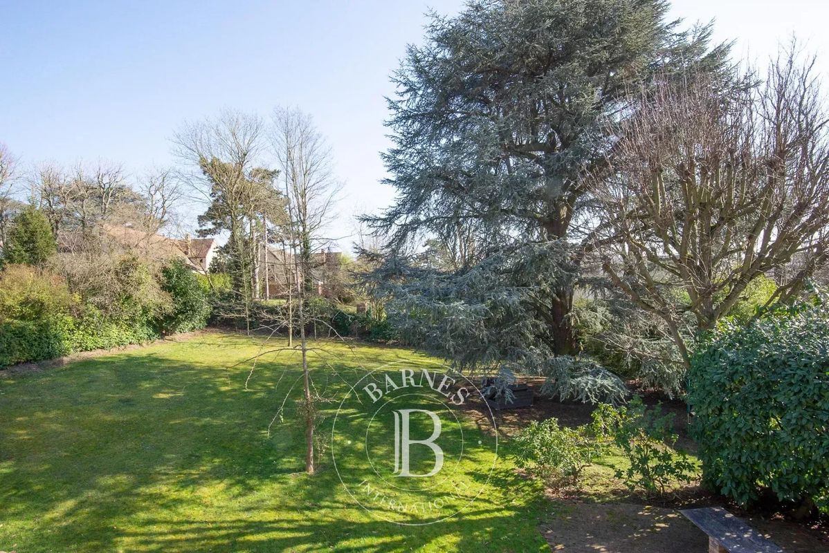 Casa T4 em Garches, France N.º 180422