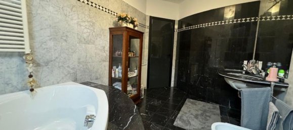 Villa de 5 divisões em Lainate, Italy N.º 182988 22