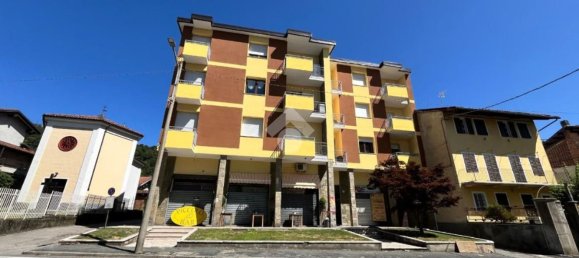 4 bedrooms Apartment in Castellamonte, Italy No. 379501 10