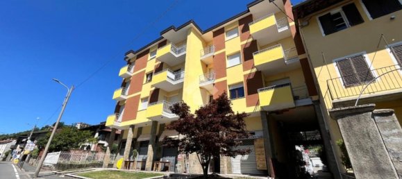 4 bedrooms Apartment in Castellamonte, Italy No. 379501 9