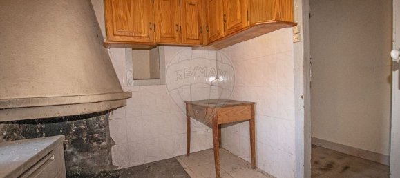 3 bedrooms House in Oliveira do Hospital, Portugal No. 178496 10