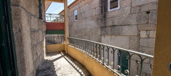 3 bedrooms House in Oliveira do Hospital, Portugal No. 178496 3