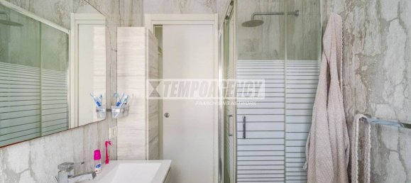 3 rooms Apartment in Monte San Giusto, Italy No. 262680 14