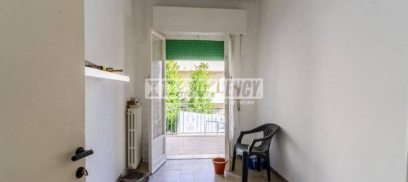 3 rooms Apartment in Monte San Giusto, Italy No. 262680 17