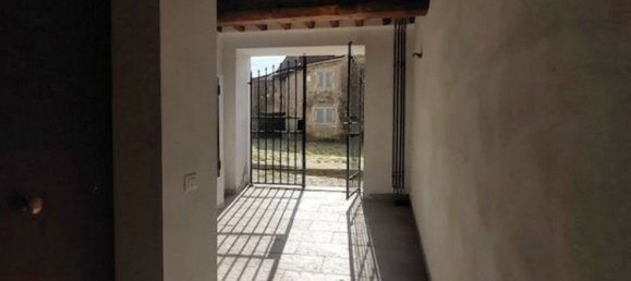 1 bedroom Apartment in Marliana, Italy No. 37887 10