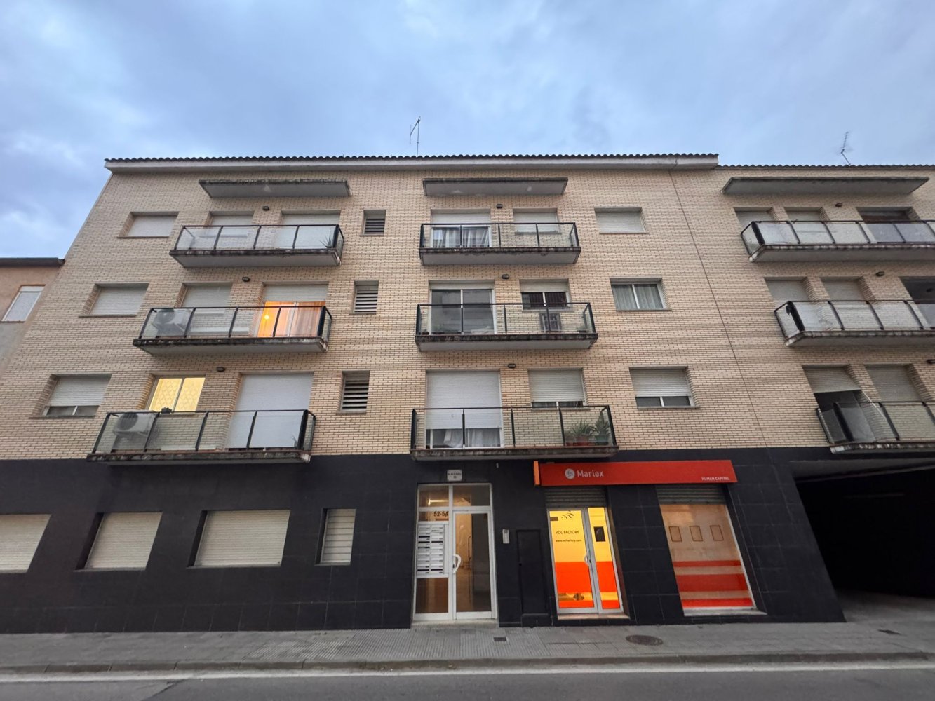 2 bedrooms Apartment in Girona, Spain No. 259780