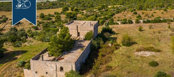 Castelos T12 em Massafra, Italy N.º 329331 7