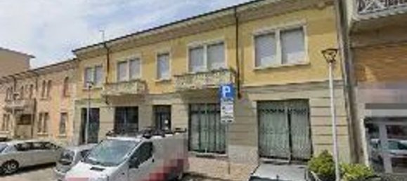 95m² Office in Broni, Italy No. 84409 9