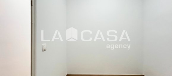 Imóvel comercial em Badalona, Spain 44 m² N.º 33956 4