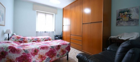 Apartamento T4 em Cagliari, Italy N.º 343152 8