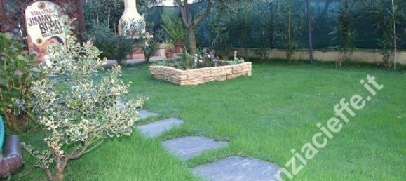 Casa de 7 habitaciónes en Massa, Italy No. 105717 12