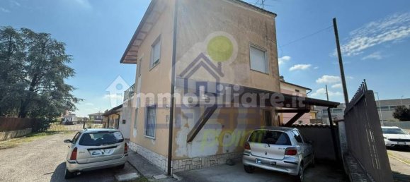 2 Schlafzimmer Wohnung in Bassano Bresciano, Italy, Nr. 365379 2