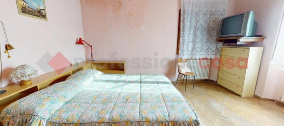 6 rooms House in Barga, Italy No. 137587 25