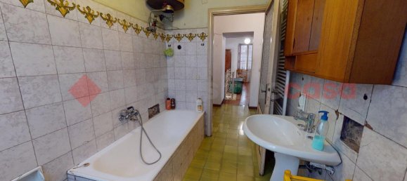 6 rooms House in Barga, Italy No. 137587 17