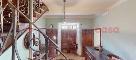 6 rooms House in Barga, Italy No. 137587 3