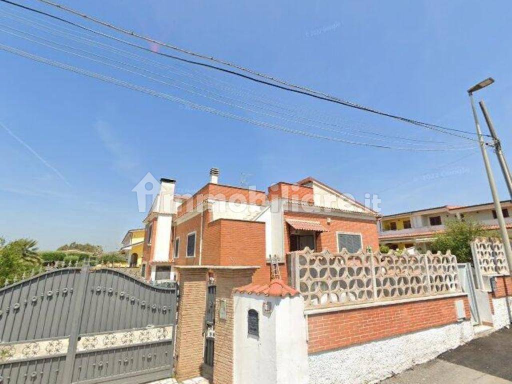 Apartamento T6 em Pomezia, Italy N.º 4537