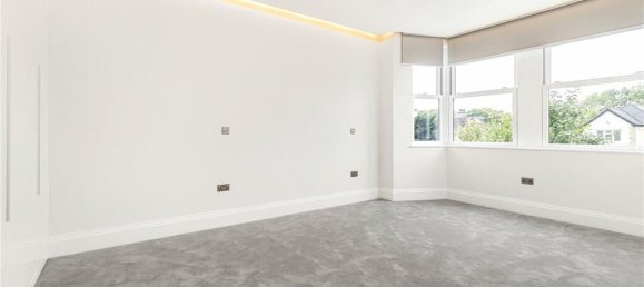 5 bedrooms House in Whetstone, United Kingdom No. 6674 11