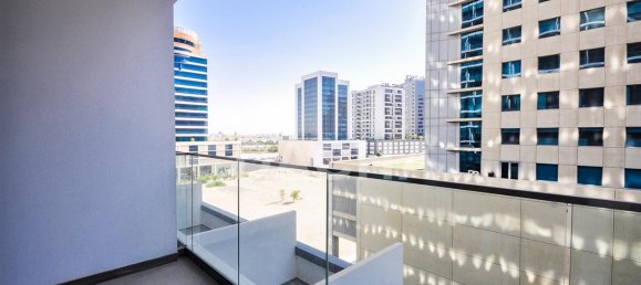 Studio in Business Bay, UAE No. 27514 14