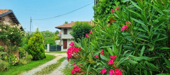 10 rooms House in Baldissero Torinese, Italy No. 24015 5
