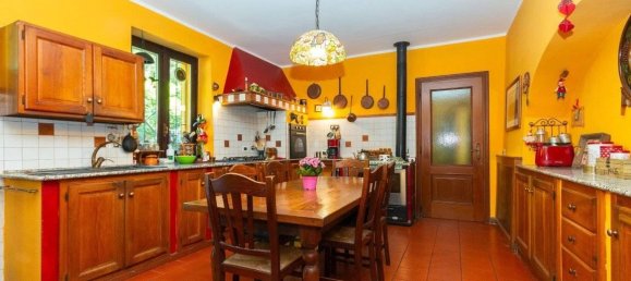 10 rooms House in Baldissero Torinese, Italy No. 24015 18