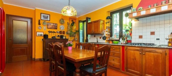 10 rooms House in Baldissero Torinese, Italy No. 24015 19
