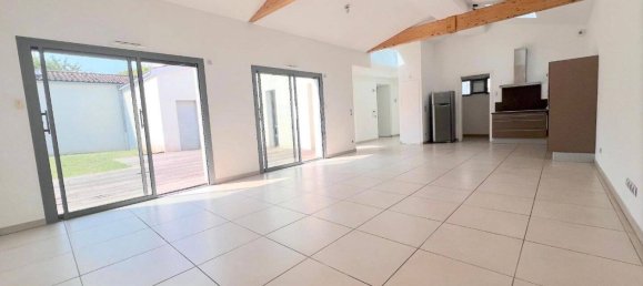 2 Schlafzimmer Villa in Villefranche-sur-Saone, France, Nr. 317134 5