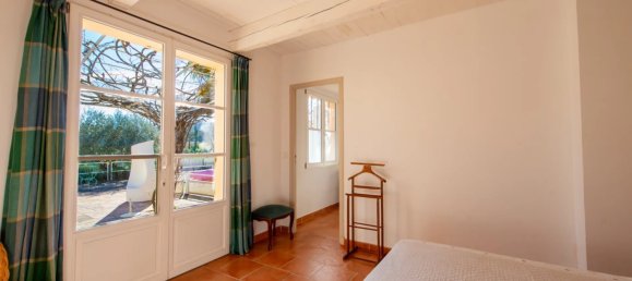 6 bedrooms Villa in Cogolin, France No. 38293 10