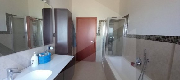 Villa de 6 divisões em Vico del Gargano, Italy N.º 23071 12