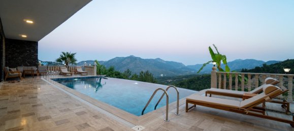 Villa 4+1 in Kemer, Turkey No. 33747 18