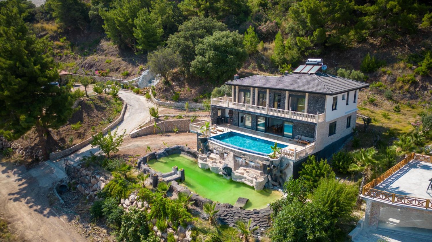 Villa 4+1 in Kemer, Turkey No. 33747