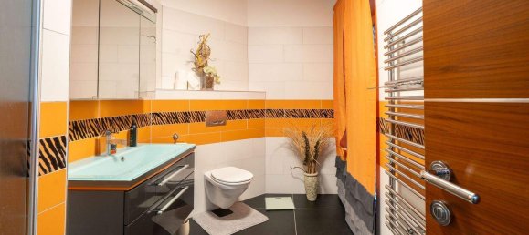 7-salle Villa à Weisskirchen an der Traun, Austria No. 198340 17