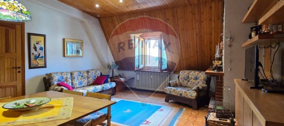2 bedrooms Penthouse in Roccaraso, Italy No. 358198 3