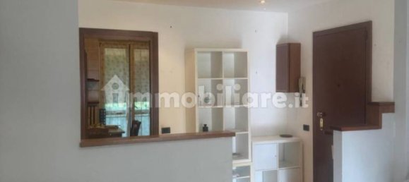 2 Schlafzimmer Wohnung in Varese, Italy, Nr. 341522 10