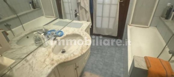 2 Schlafzimmer Wohnung in Varese, Italy, Nr. 341522 12