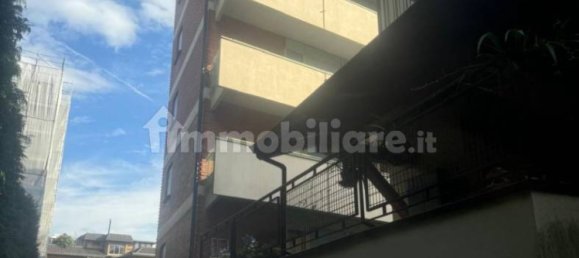 2 Schlafzimmer Wohnung in Varese, Italy, Nr. 341522 8