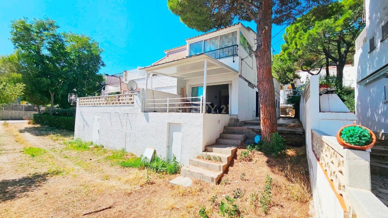 2 bedrooms Apartment in Llanca, Spain No. 229145