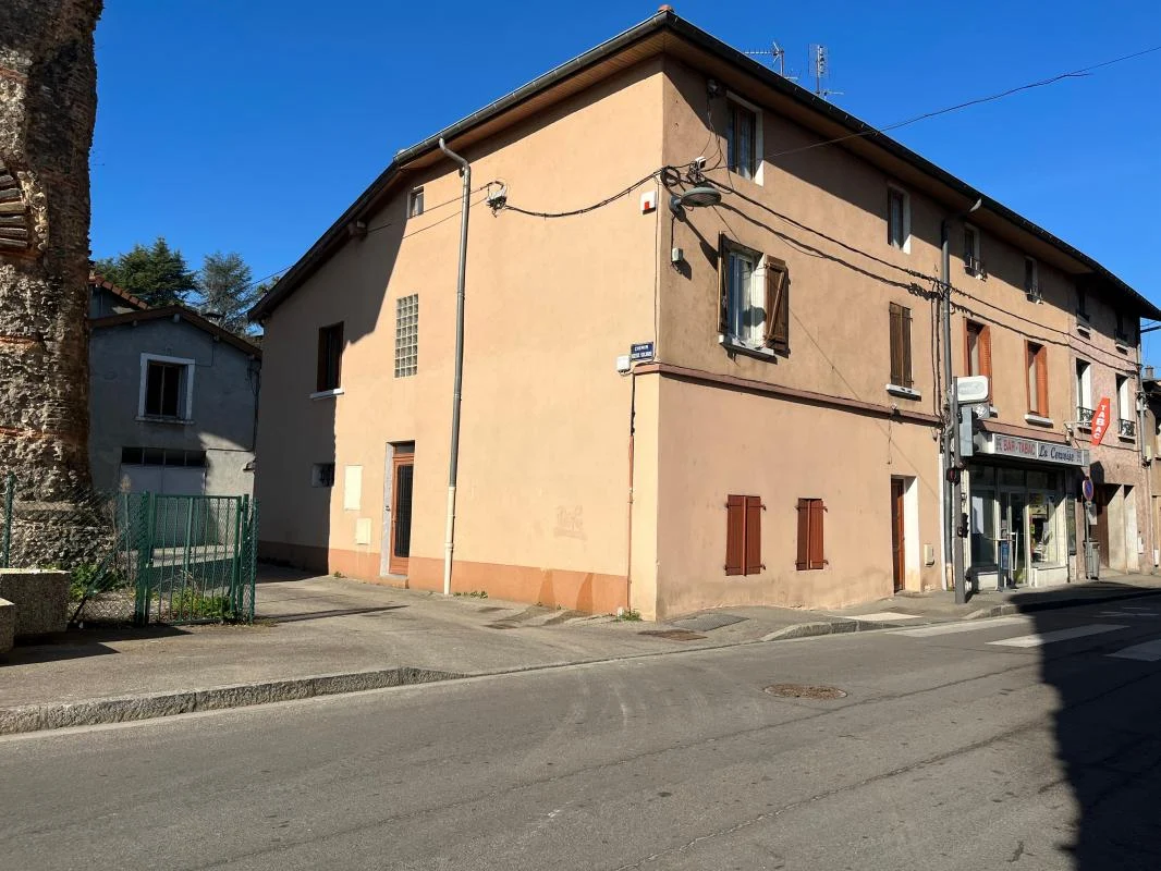 3 Schlafzimmer Wohnung in Sainte-Foy-les-Lyon, France, Nr. 348098
