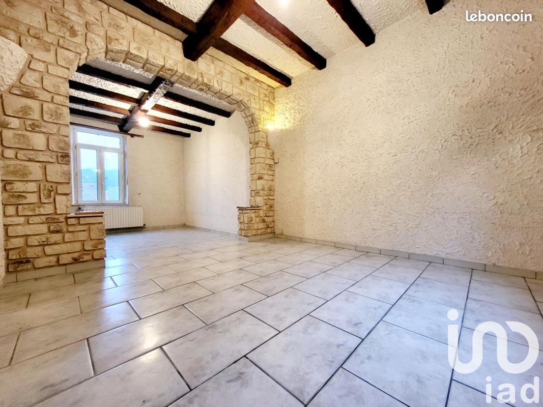 3غرفة منزل في Rehon, France رقم 42299