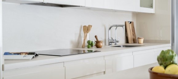 3 bedrooms Penthouse in Marbella, Spain No. 24094 11