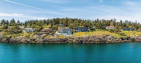 5 bedrooms House in British Columbia, Canada No. 206 2