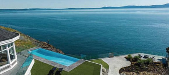 5 bedrooms House in British Columbia, Canada No. 206 6