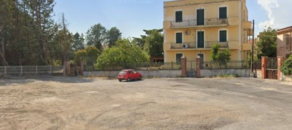 Квартира с 6 комнатами в Тиволи, Италия № 190838 2